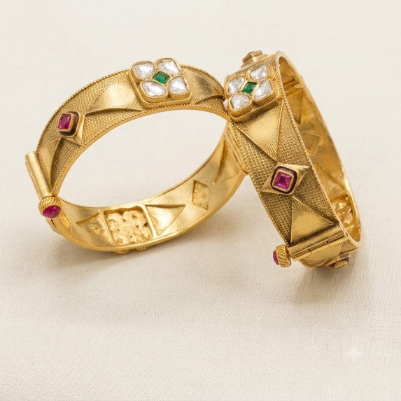 ANTIQUE BANGAL