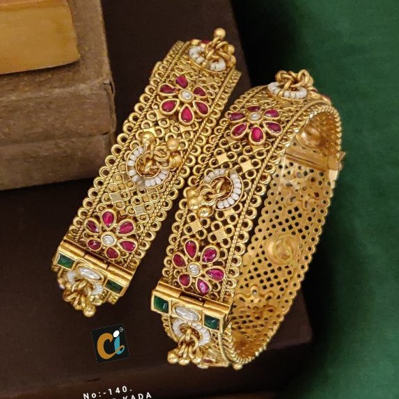 ANTIQUE PATLA