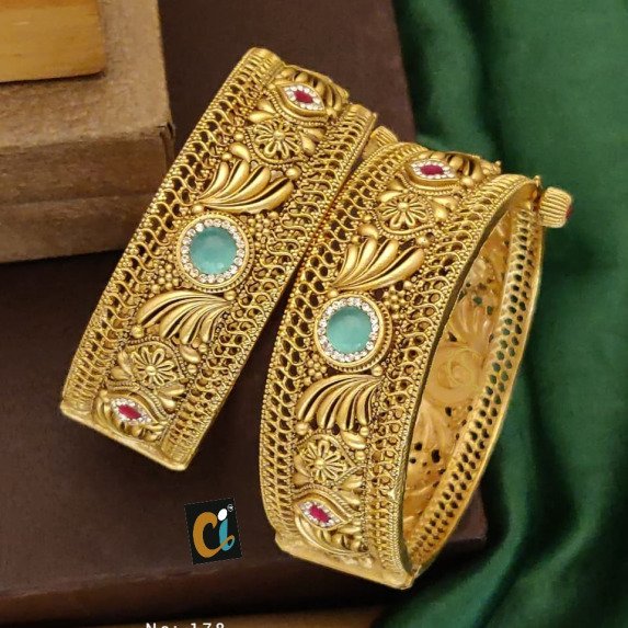 HARITAGE SWAROVSKI BANGAL