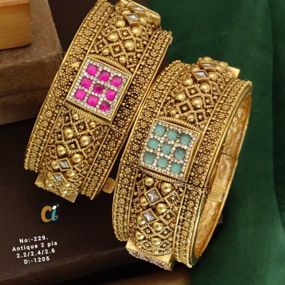 HARITAGE SWAROVSKI BANGAL