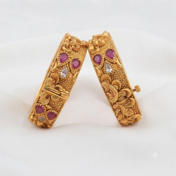 ANTIQUE BANGAL