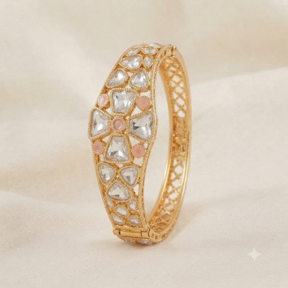 KUNDAN GOLDEN KADA