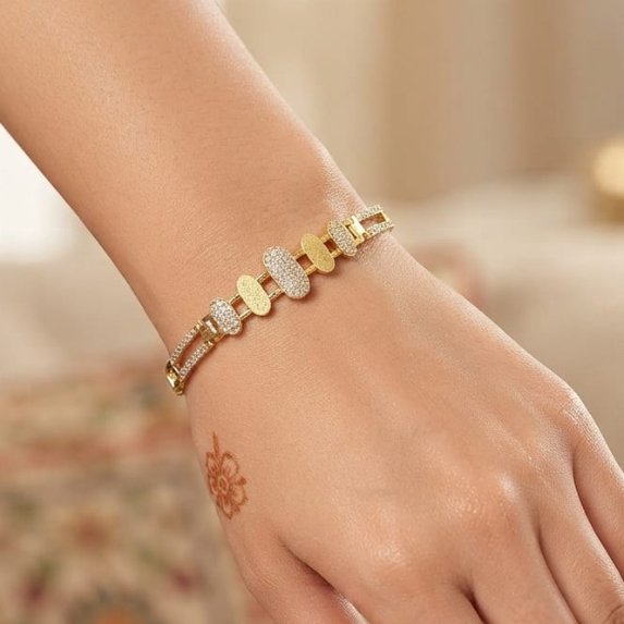 RUNNING BRACELET