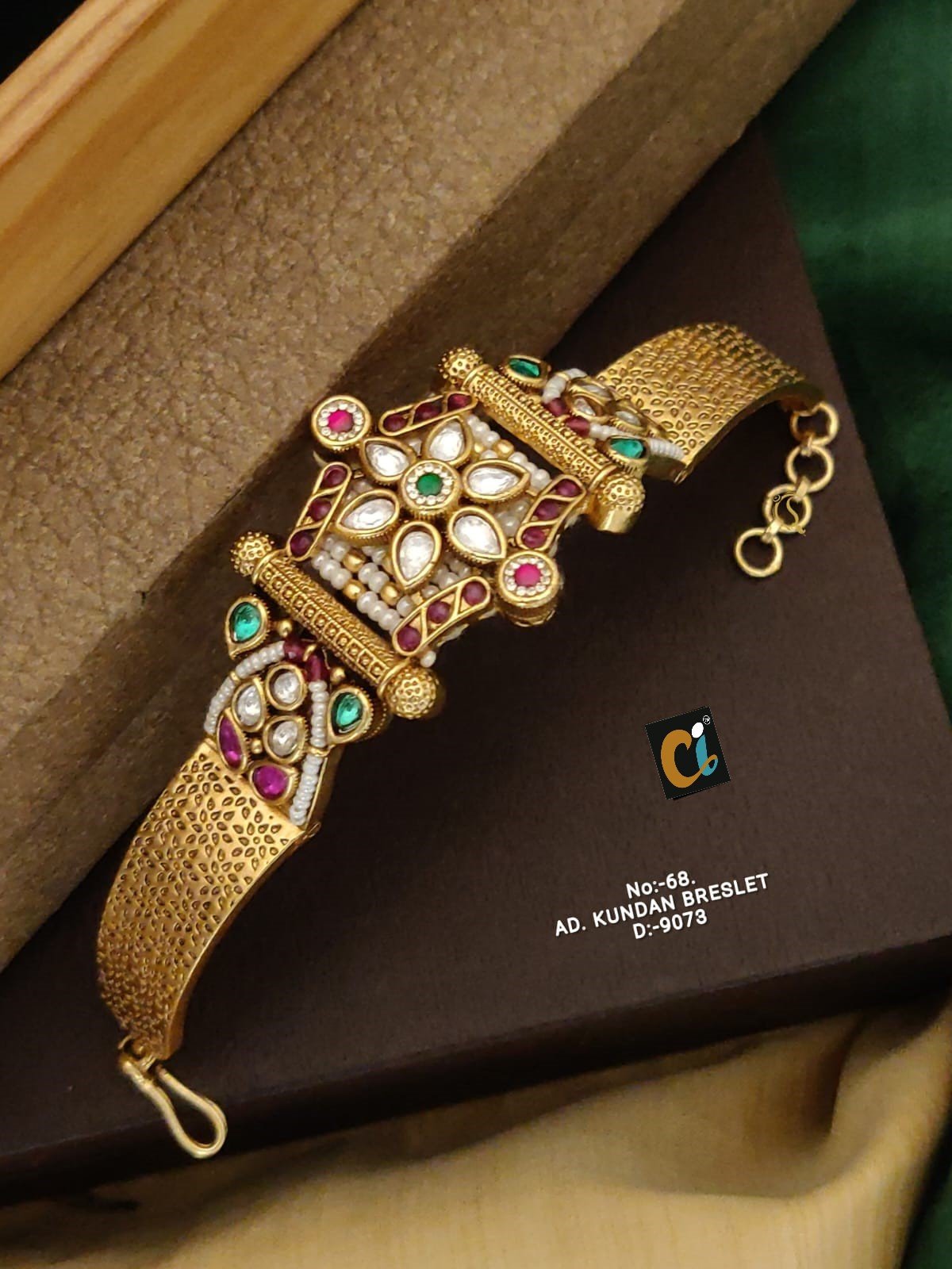 HARITAGE BRACELET