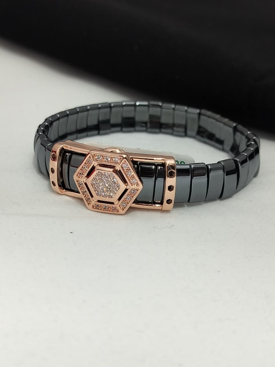 ELASTIC AND CIRAMIC BELT