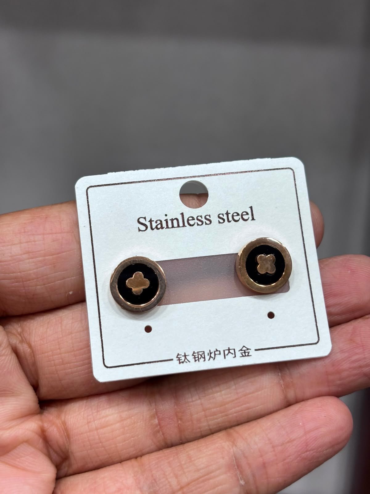STAINLESS STEEL TOPS