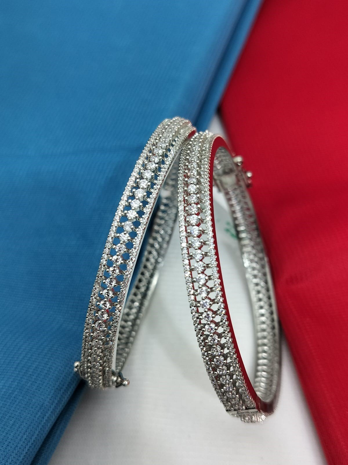 A.D. DIAMOND FOLDING KADALI SILWER
