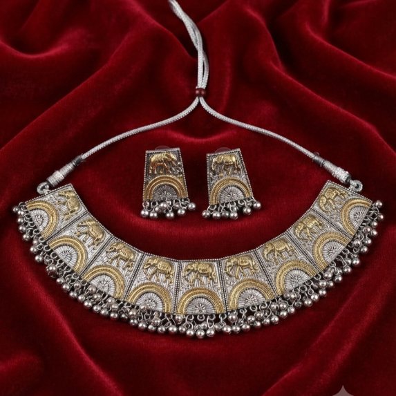 NAVRATRI SHORT NECKLACE