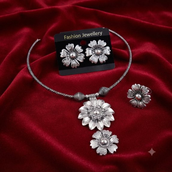 NAVRATRI SHORT NECKLACE