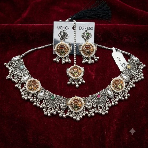 NAVRATRI SHORT NECKLACE