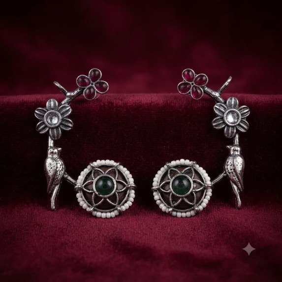 EAR CUFF