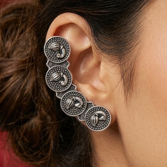EAR CUFF