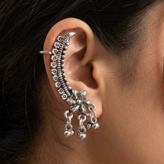 EAR CUFF