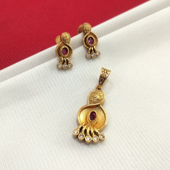 A.D. GOLDEN PENDAL SET