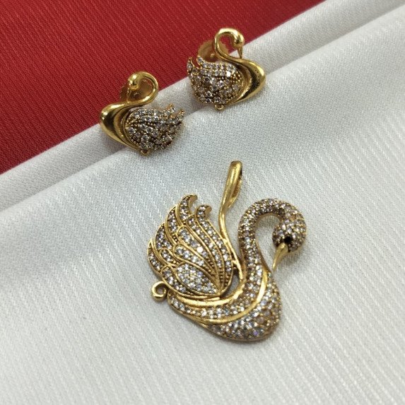 A.D. GOLDEN PENDAL SET