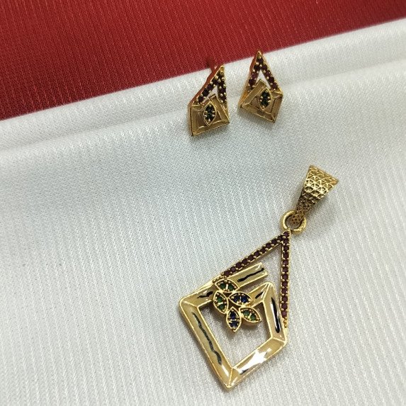 A.D. GOLDEN PENDAL SET