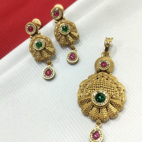 A.D. GOLDEN PENDAL SET