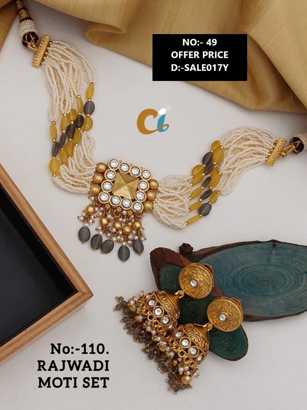 MOTI AND KUNDAN SHORT NECKLACE CHOKER