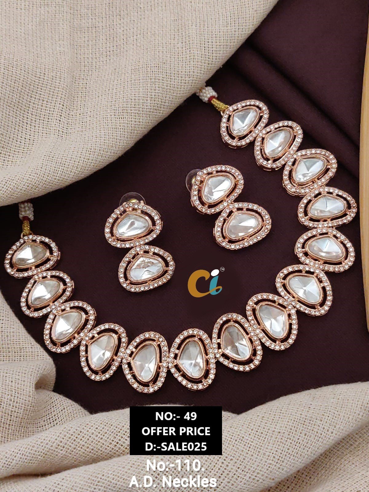 MOTI AND KUNDAN SHORT NECKLACE CHOKER