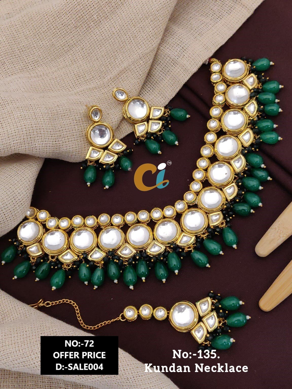 MOTI AND KUNDAN SHORT NECKLACE CHOKER