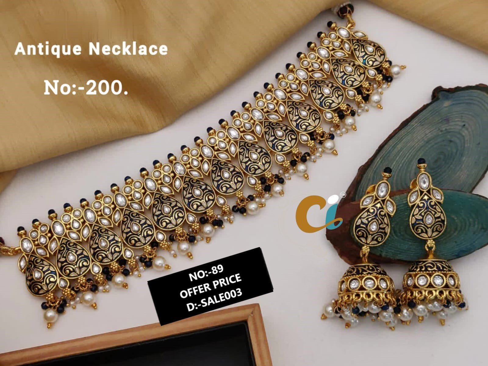 MOTI AND KUNDAN SHORT NECKLACE CHOKER