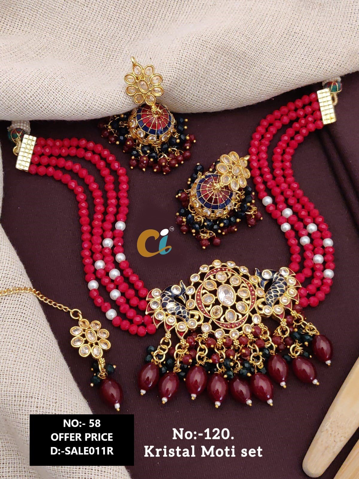 MOTI AND KUNDAN SHORT NECKLACE CHOKER