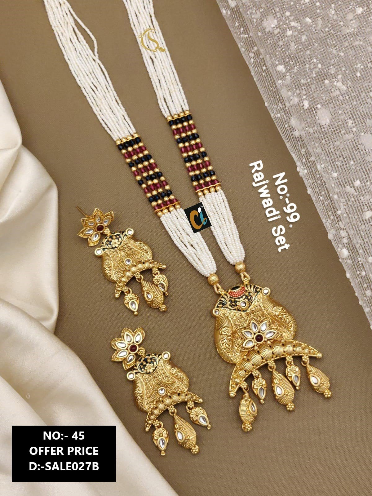 ATINQUE WITH MOTI LONG NECKLACE