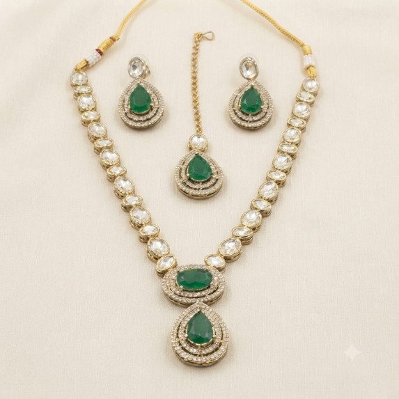 MEHNDI PALETING KUNDAN NECKLACE