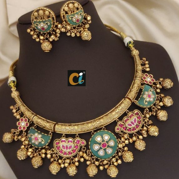 HARITAGE SHORT NECKLACE