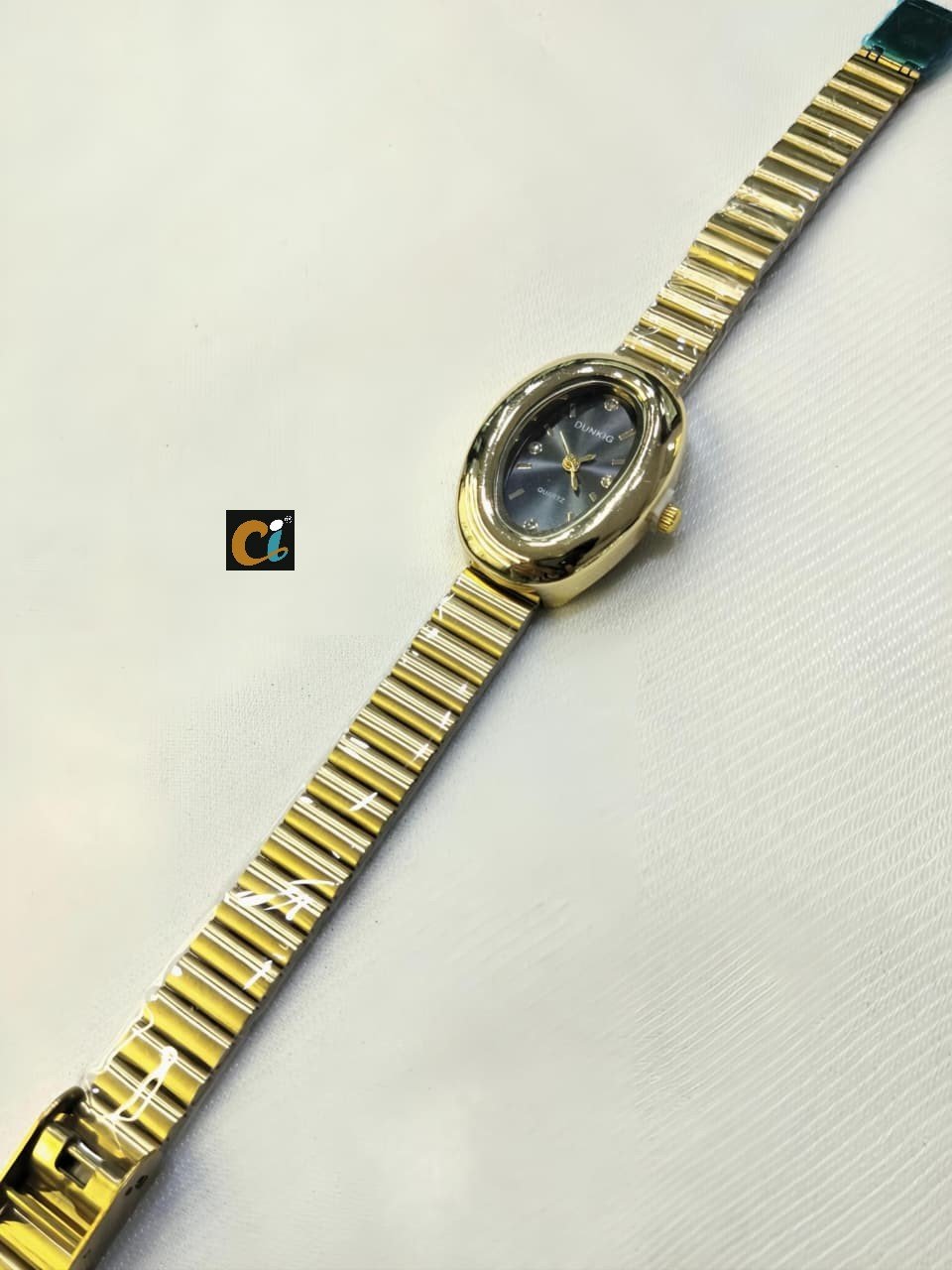 REGULAR WATCH