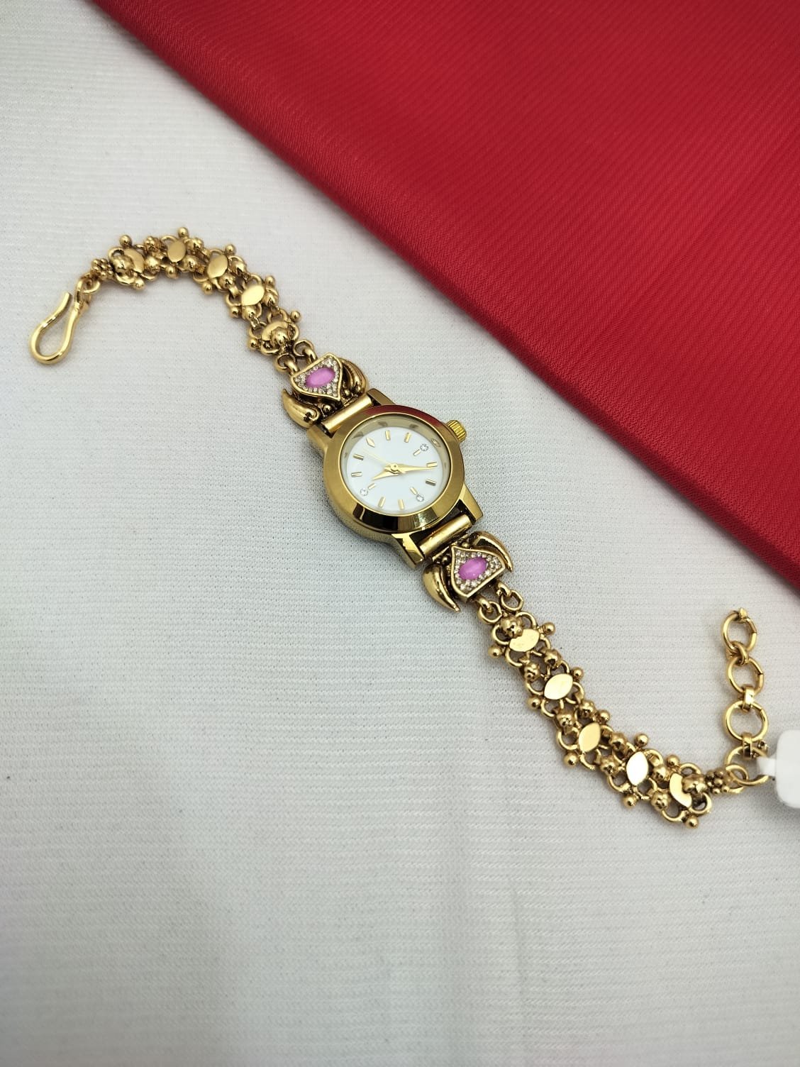 SAVROSKI WATCH